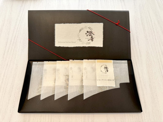 レモングラスと枇杷の葉